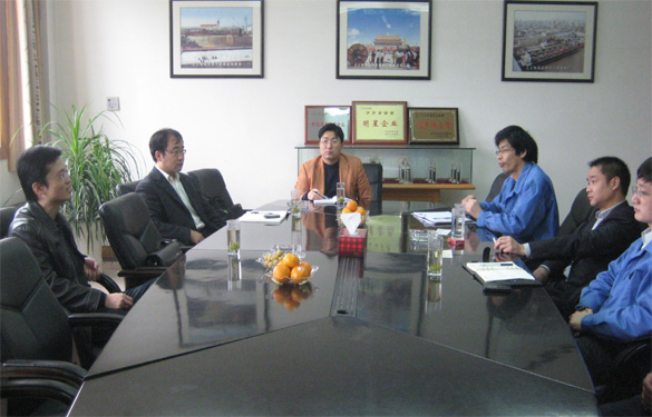 溧陽市委、常委組織部部長楊琪來江蘇上上電纜集團(tuán)慰問科技人才